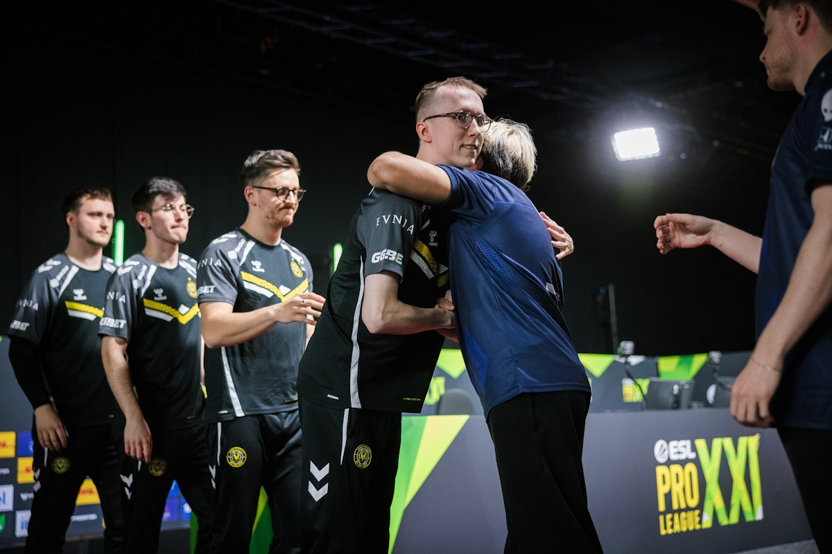 Vitality venceu a IEM Melbourne 2025 em uma final histórica contra a Falcons, garantindo o ESL Grand Slam e um prêmio milionário para o time francês de CS:GO